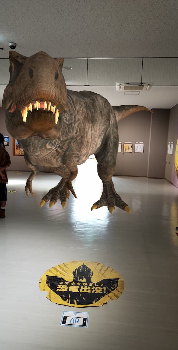 加東アート館の恐竜ティラノサウルス