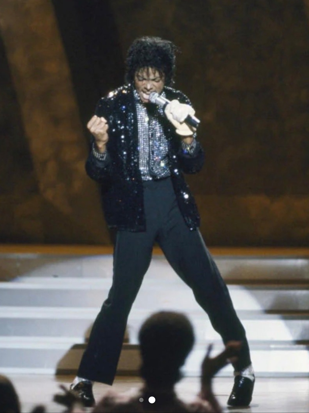 Billie Jean ビリージーンをうたっているマイケルジャクソン