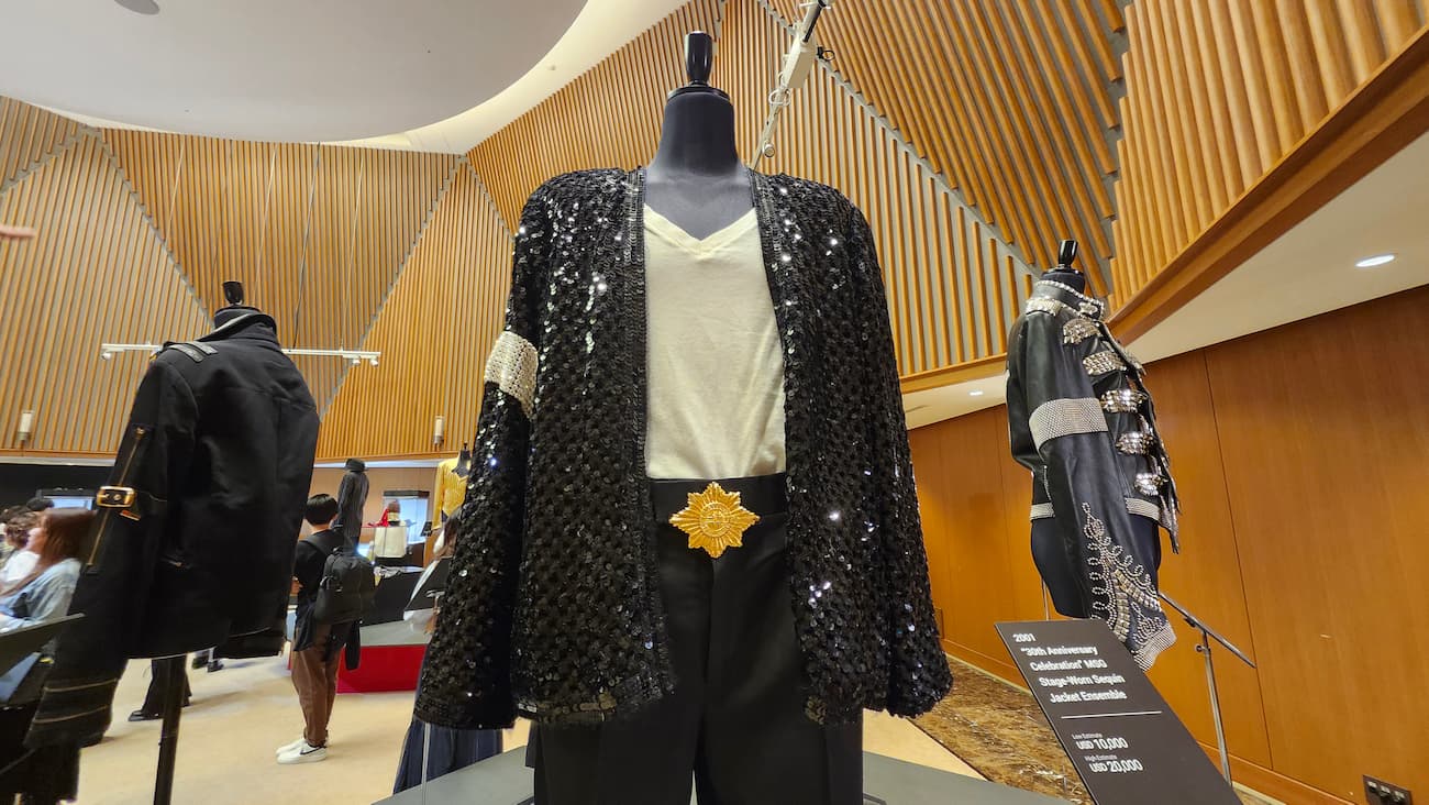 うめだ阪急マイケルジャクソン衣裳展